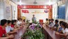 ĐỒNG CHÍ TRỊNH HOÀNG THẮNG BÍ THƯ ĐẢNG ỦY XÃ ĐẾN THĂM VÀ TẶNG QUÀ TRƯỜNG PTDTBT TIỂU HỌC SỐ 2 NA SANG